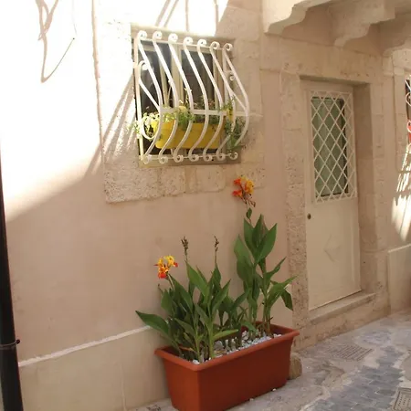 Casa Dei Cocci Szirakúza